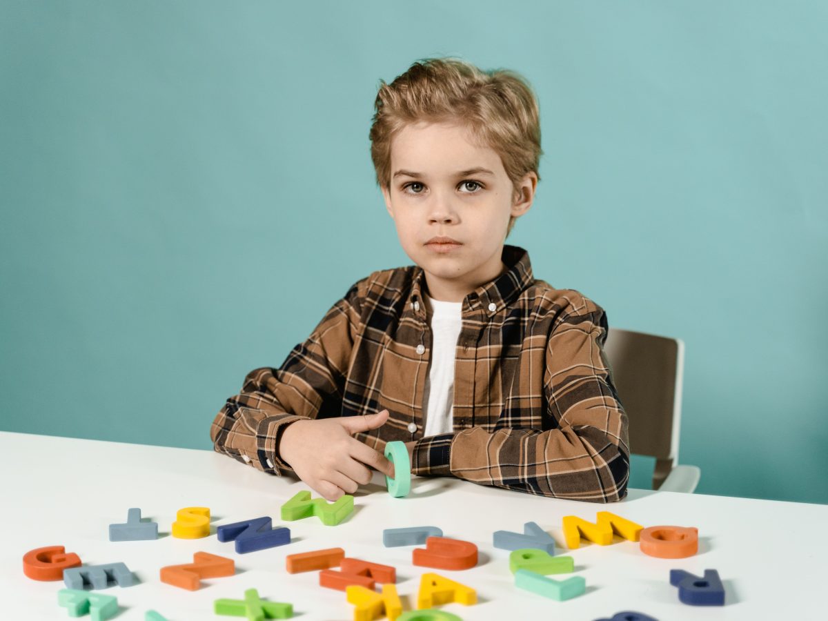 Dyspraxia DCD symptoms, Egham and Woking